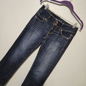 LAST CALL American Eagle artist cut capri jeans